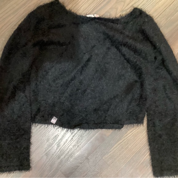 Women’s Capezio Black Fuzzy Sweater - Picture 2 of 4